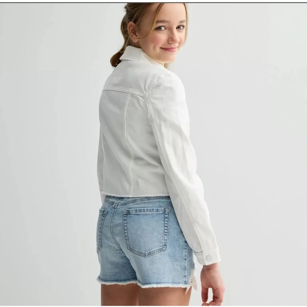 SO® Essential Denim Jacket Girls Size XL (14/16) or Women’s Size S, NWOT - Picture 3 of 13